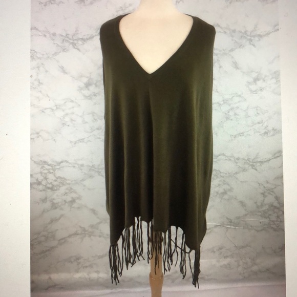 Michael Kors Tops - Michael Kors Camo Green Fringe Poncho Petite Small